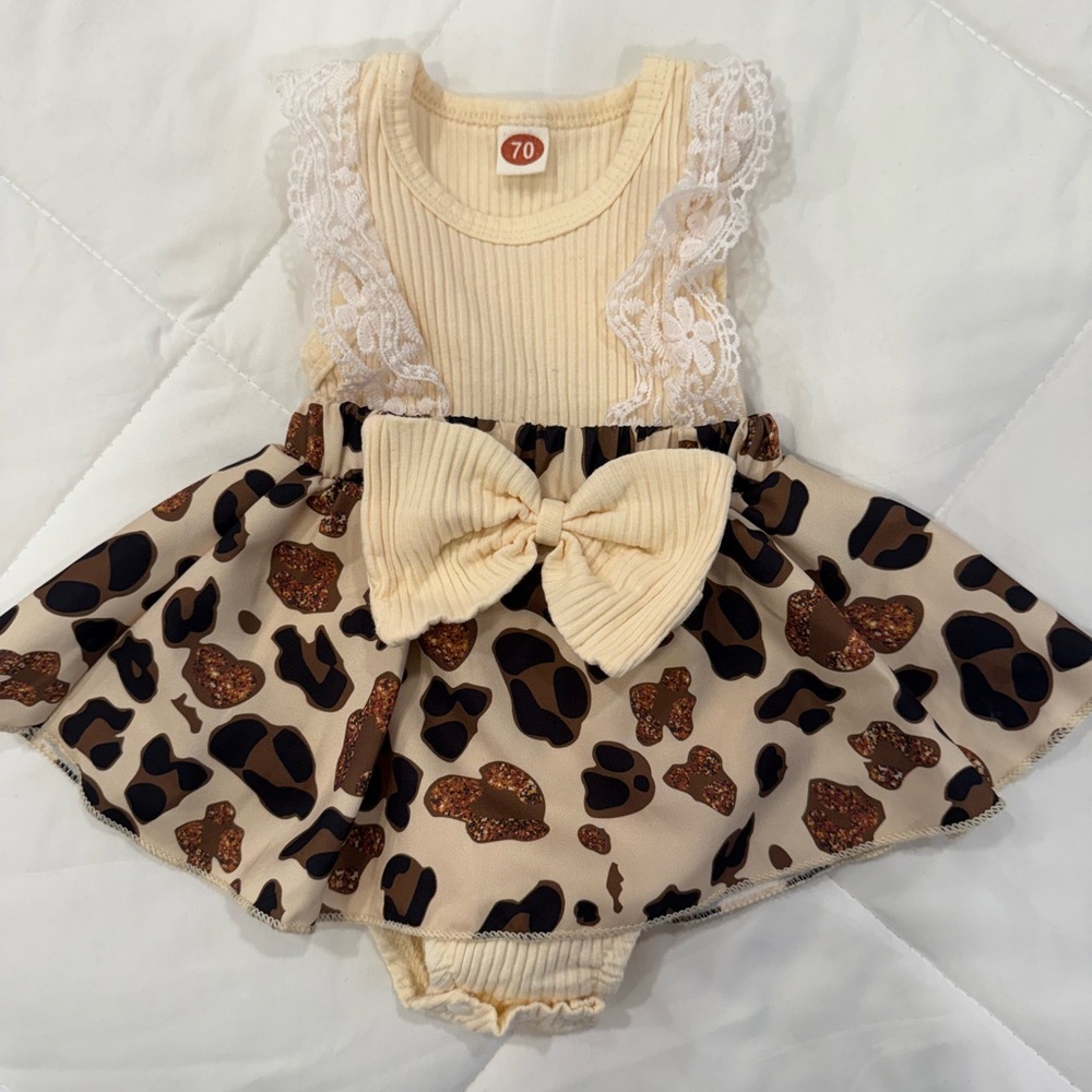 💛NWT🤎Leopard & Lace Baby Dress